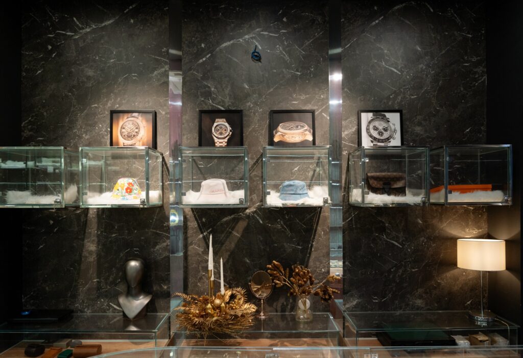 Phoenix Luxury
